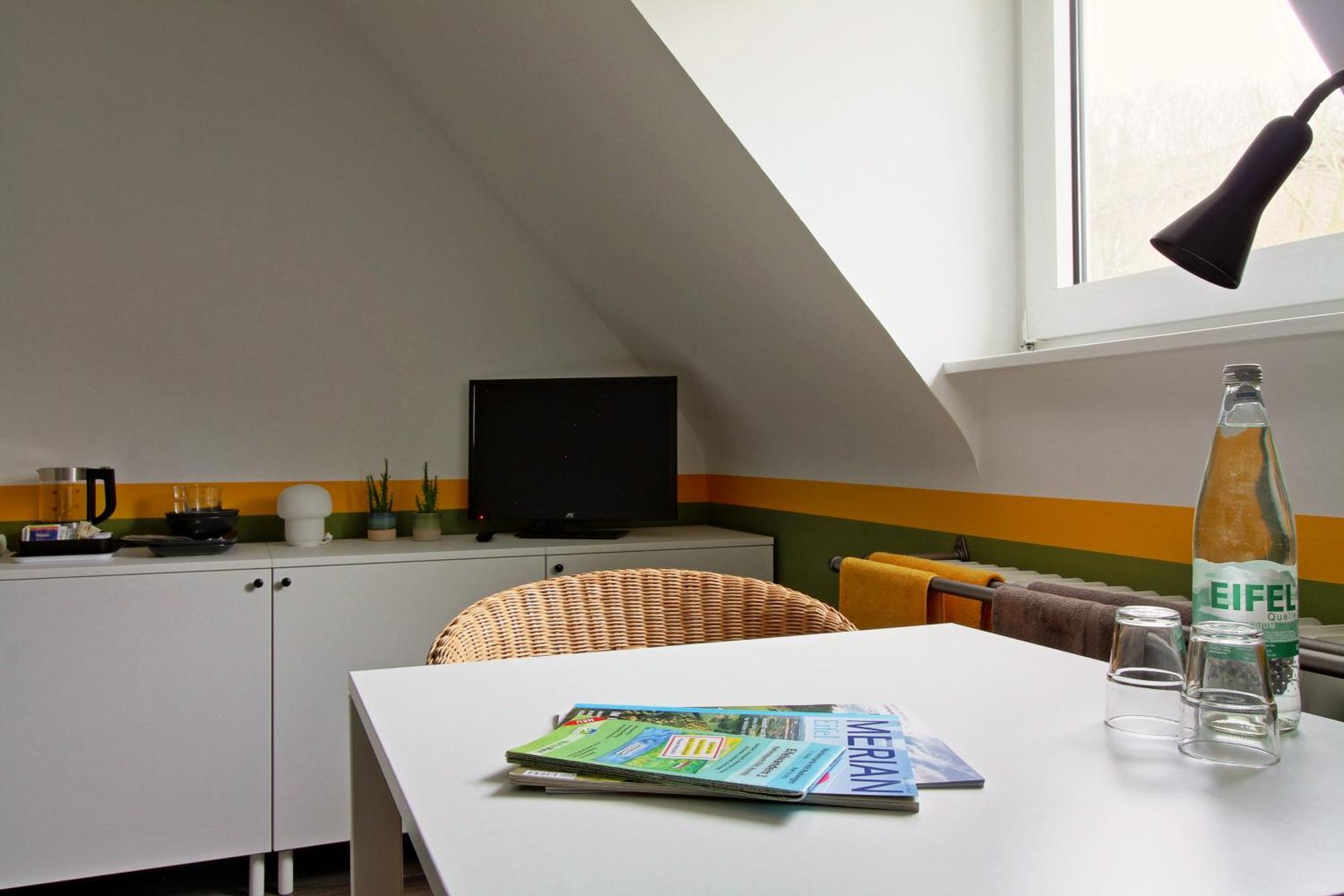 Toms Gaestehaus Schleiden Szoba fotó